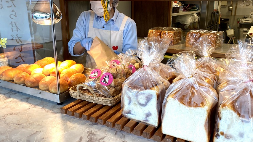 【豊中】高級食パン専門店に「塩パン」⁉絶対おいしいやつやん♪「朝起きたら君がいた」