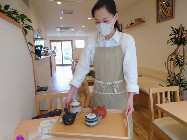 日本茶インストラクターの石崎店長さんです♪