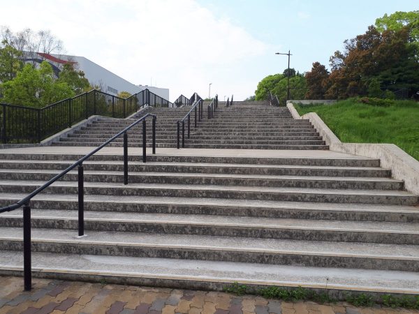 この階段一体何段？