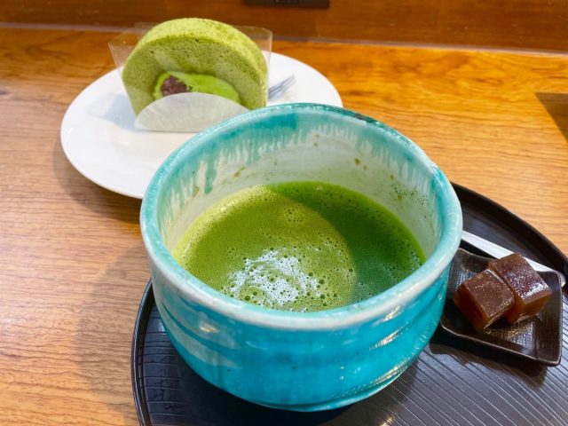 【吹田】緑好き必見！江坂駅直結のカフェ「萠茶KIZASHI」