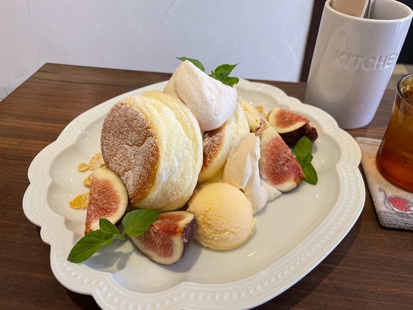 【茨木】フルーツ好き必見！「カフェレードル」の季節限定パンケーキ！