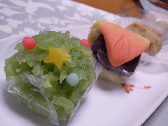 【吹田】クリスマスの和菓子はいかが？吹田で60年！泉町の和菓子店「美里屋」でほっこり