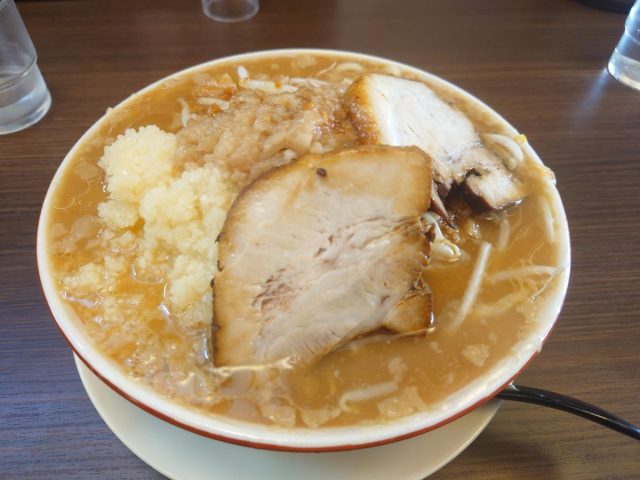 【豊中】岡町のラーメン「麺舞台」でニンニクマシマシ、がっつりチャージ堪能した件
