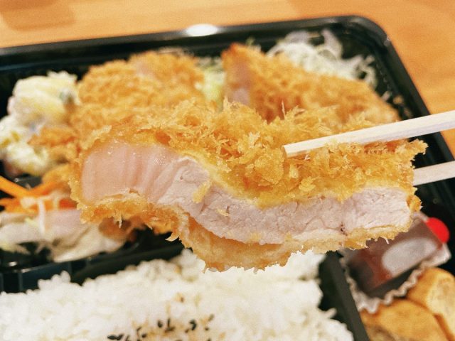 【松戸】東平賀にある「とんかつとん吉」を食べてみた！テイクアウトレポ②
