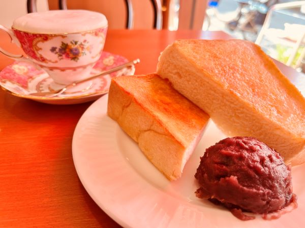 【茨木】ふわふわもっちり食パンをいただきます！「パンヤ カフェ ノンノン」