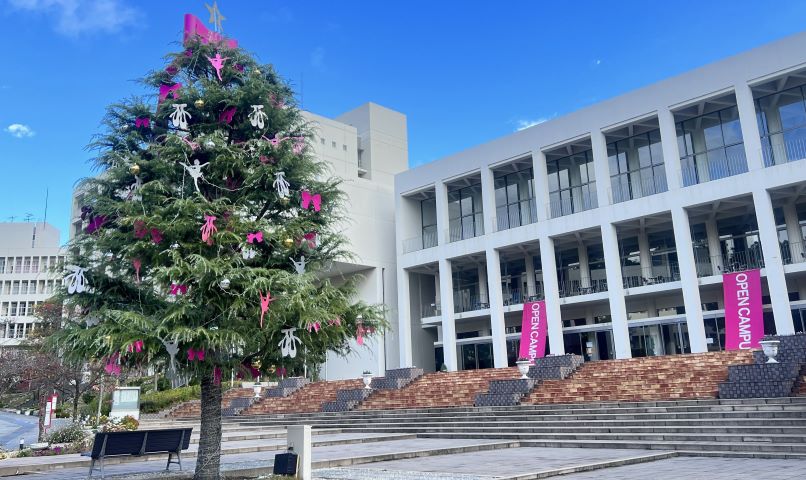 【茨木】梅花女子大学のツリーがリニューアル！12/9（土）のクリスマスイブニングで点灯式