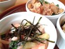 【池田】ビジーな通りに面したランチカフェ「日々食堂」 主菜と副菜の組み合わせを選ぶのも楽しいプレートメニュー♪