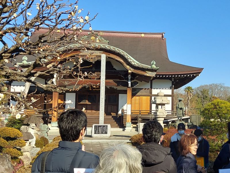 ユニークな石像があることで有名な萬福寺ですが、「訪れた人の記憶に残るように」というコンセプトがあることを初めて知りました。再び一同「ふーん！」