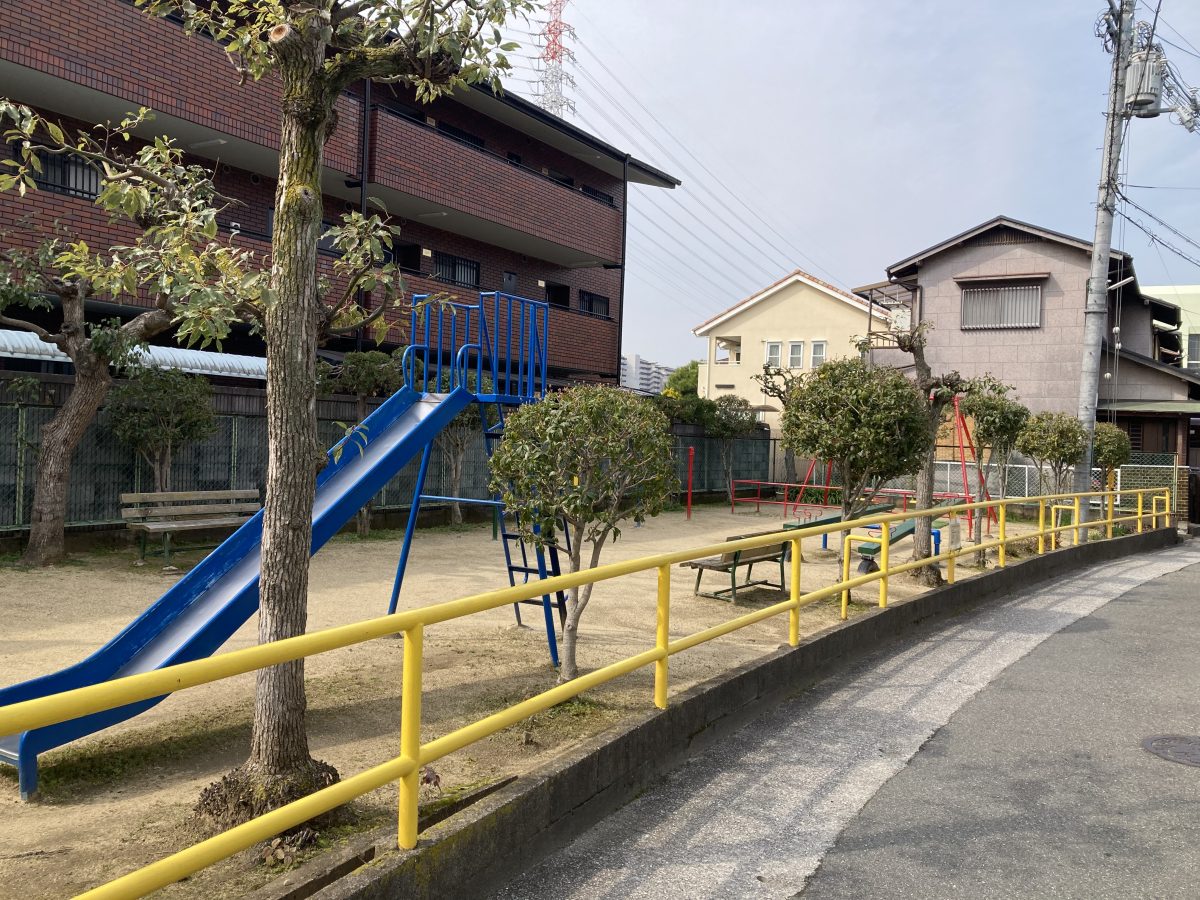 【北花田】小さい子どもからお年寄りまで過ごせる公園、蔵前町ちびっこ老人憩いの広場