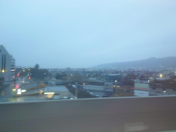 箕面萱野駅から箕面船場阪大前までの車窓。新鮮！