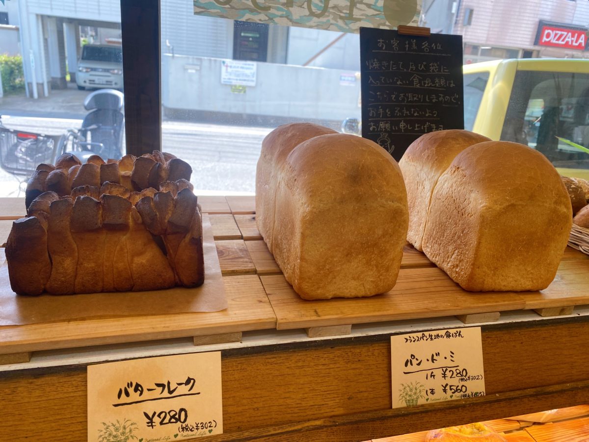 種類豊富なパンが店内にはたくさん⭐︎食パンの食べ比べもしてみたい！