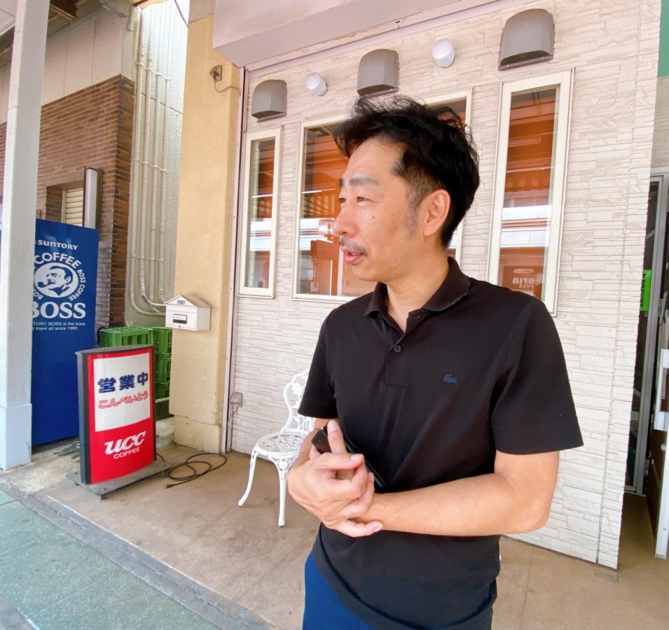 【江戸川台駅前商店街振興組合】理事長 山崎さん