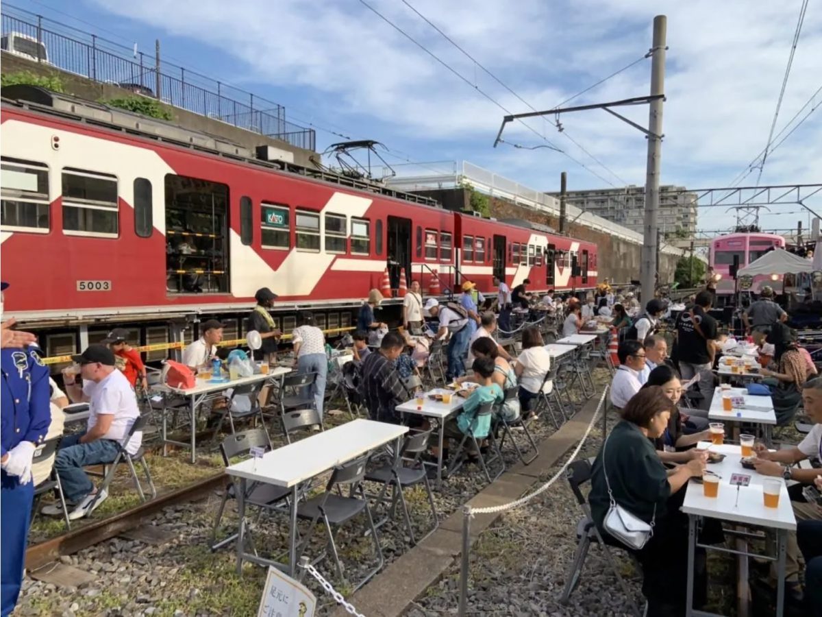 昨年の「流鉄BEER電車2023」の様子（松戸経済新聞）