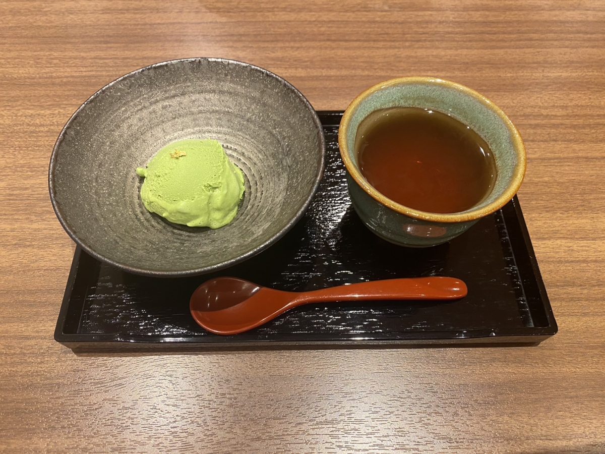 デザートは、抹茶のアイス～♡