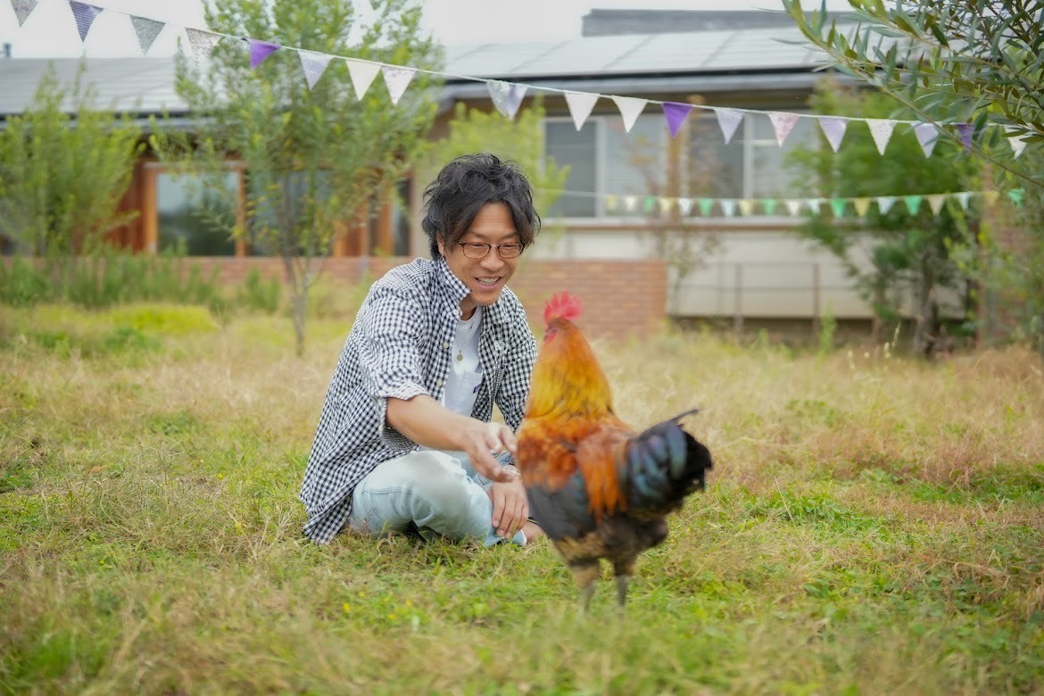 ご実家は群馬県にあるお寺だそう。人間以外の動物の生命も大切と感じる感覚が養われた原点なのかもしれません