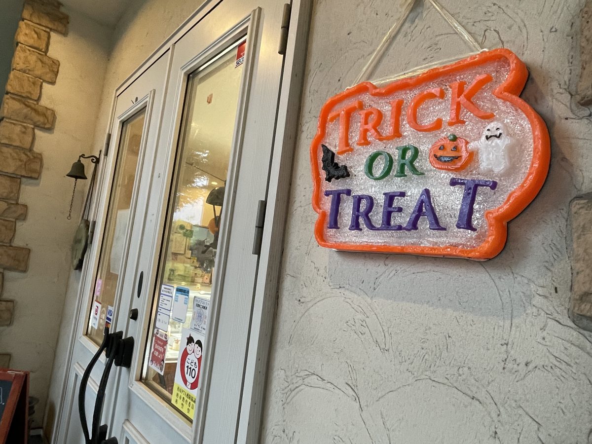 Trick or Treatの看板でハロウィン気分になり、入る前からなんだかワクワク♪