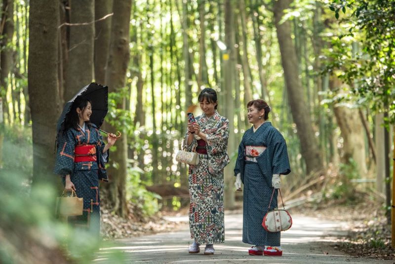 着物で散策したら、江戸時代までタイムスリップしちゃいそう！（写真撮影：小川兄弟）