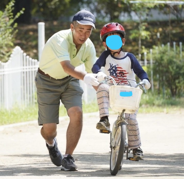 指導は真剣、それだけに時には厳しく。でも、子どもたち頑張ってだんだんと乗れるようになっていくそうです！