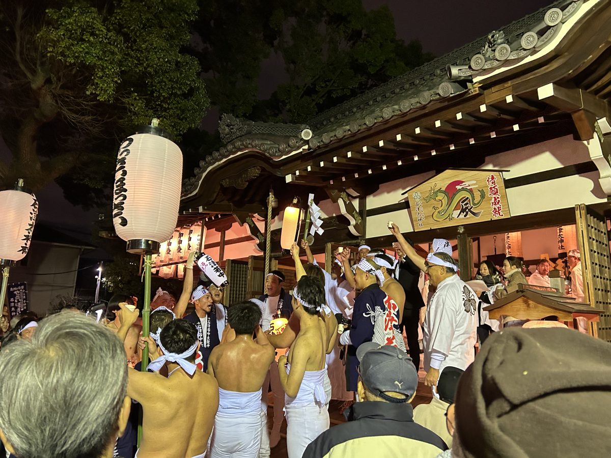 石津太神社のやっさいほっさい　一度生で見てみてください