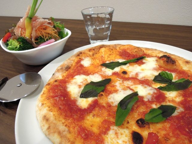 【吹田市】オーガニック野菜と石窯料理の「La Pizzeria di Tutti」で楽しいランチはいかが？