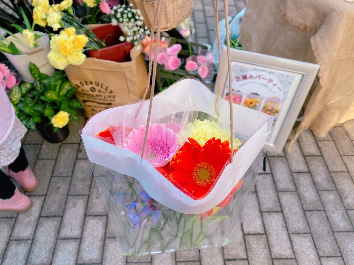 もちろん！購入♩〜子どもと一緒に楽しく選びました(^^)1歳娘もお花を優しく触ることを覚えてリビングに飾り幸せな気持ちで毎日眺めています