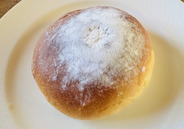 イチゴ大福パン