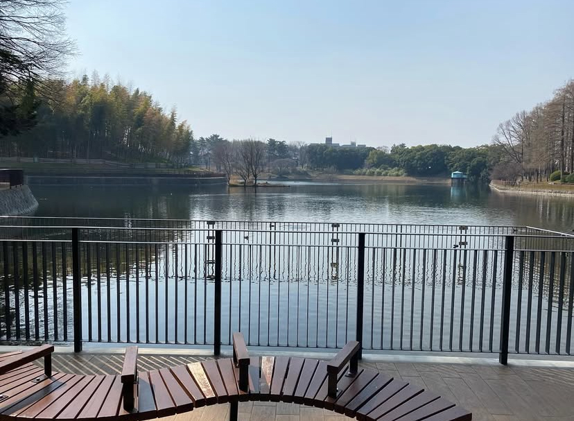 水上あずまやからは絶景が広がります