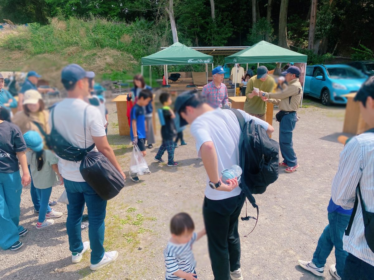 タケノコ掘りへ出発の時間♩楽しみな笑顔で溢れ気合いも充分！