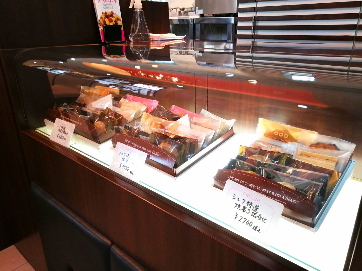 焼き菓子が並んでいるショーケースはあります！これらも絶品ですよ～！