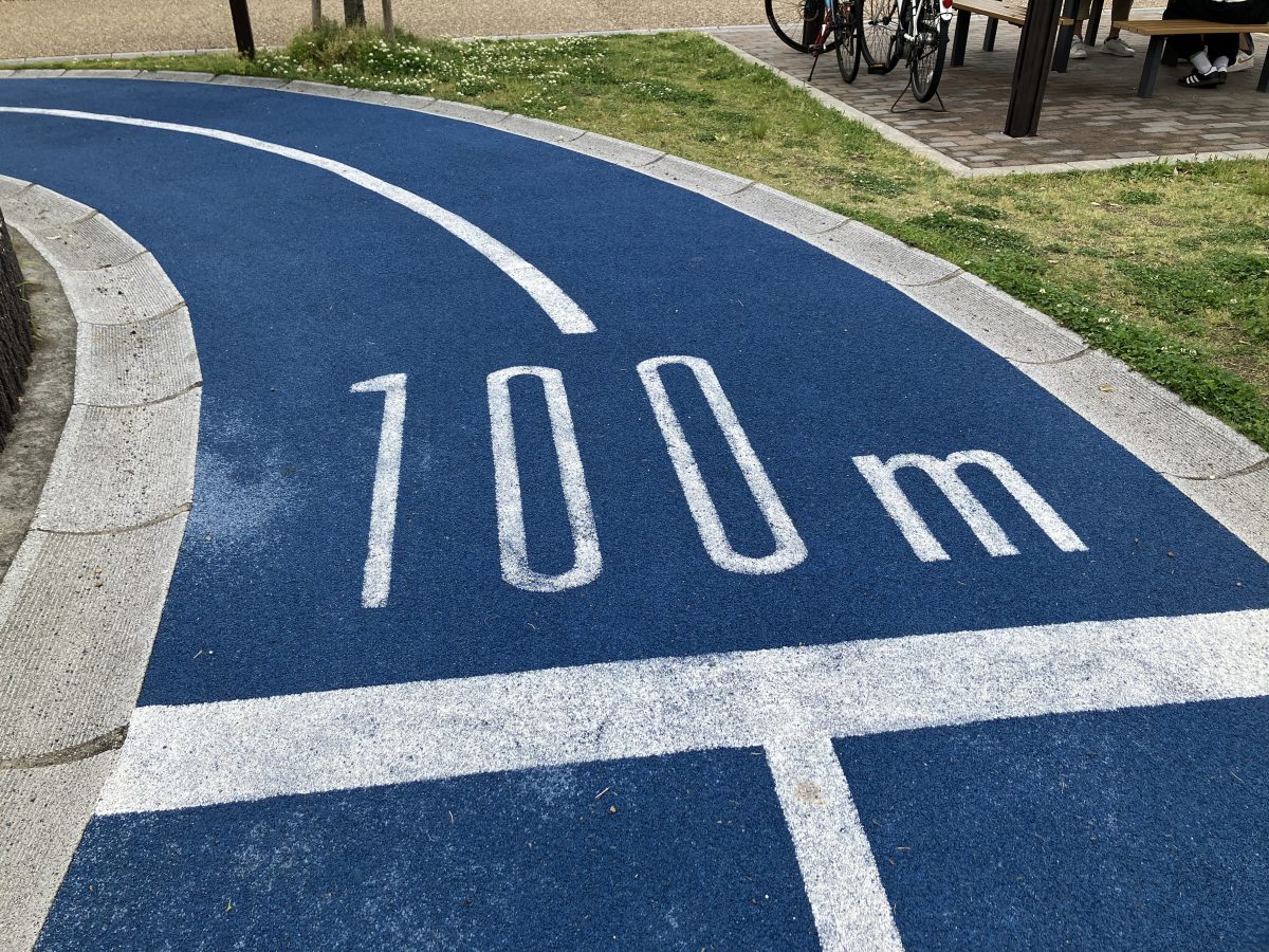 4つのウォーキングコースがあり、目的や体力によってコースが選べます。コースにはメーター表示もあるためどのくらい歩いたのかわかりやすいです。