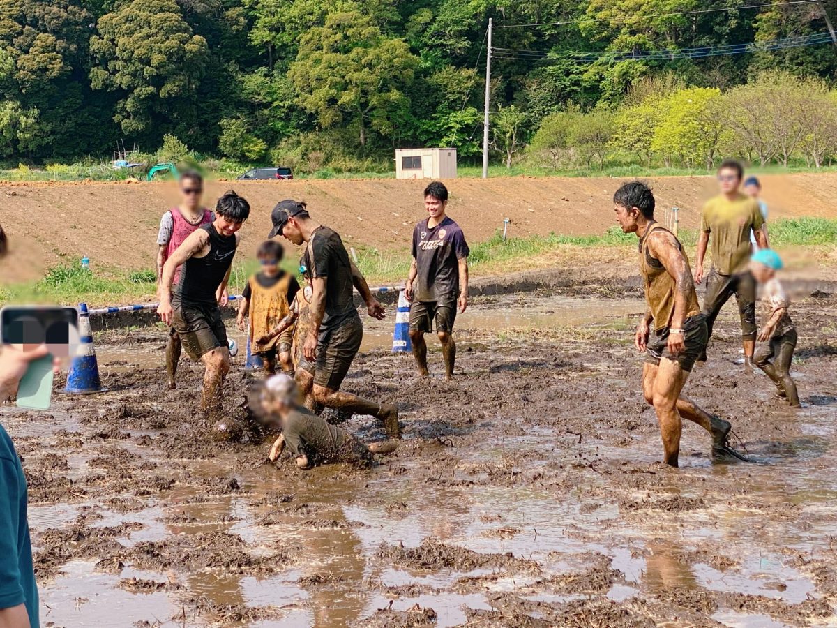 泥の中〜ボールが見えない！？気合い全開で見つけ出す