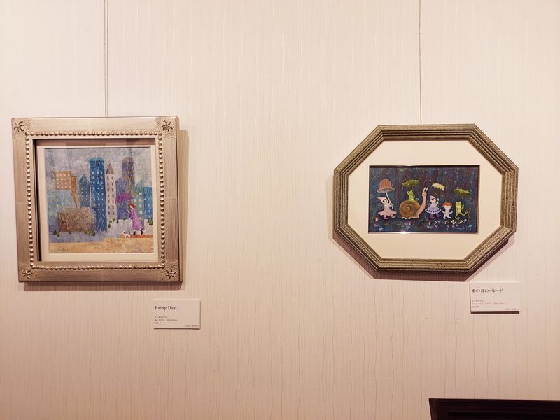 お馴染み、柏在住の画家タニガワマリコさんの「Rainy Day」と「雨の日のパレード」。思わず歌を口ずさんでしまいそう！