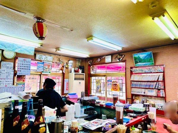 店内全景