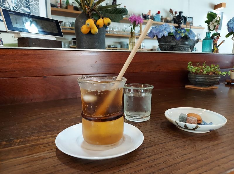 旅から戻ったら、併設している「カフェ・アルテ」で一休み。お疲れ気味の方は天然カフェインがたっぷり入った「ガラナジュース」を！