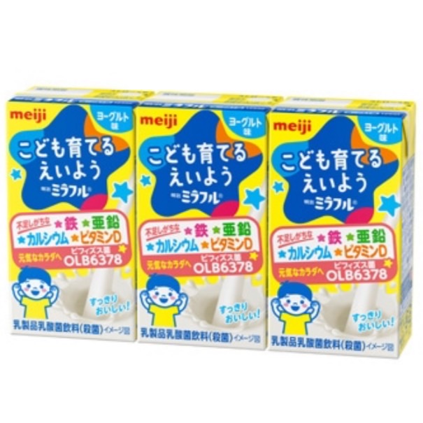 工作レシピの配布やドリンク配布コーナーも