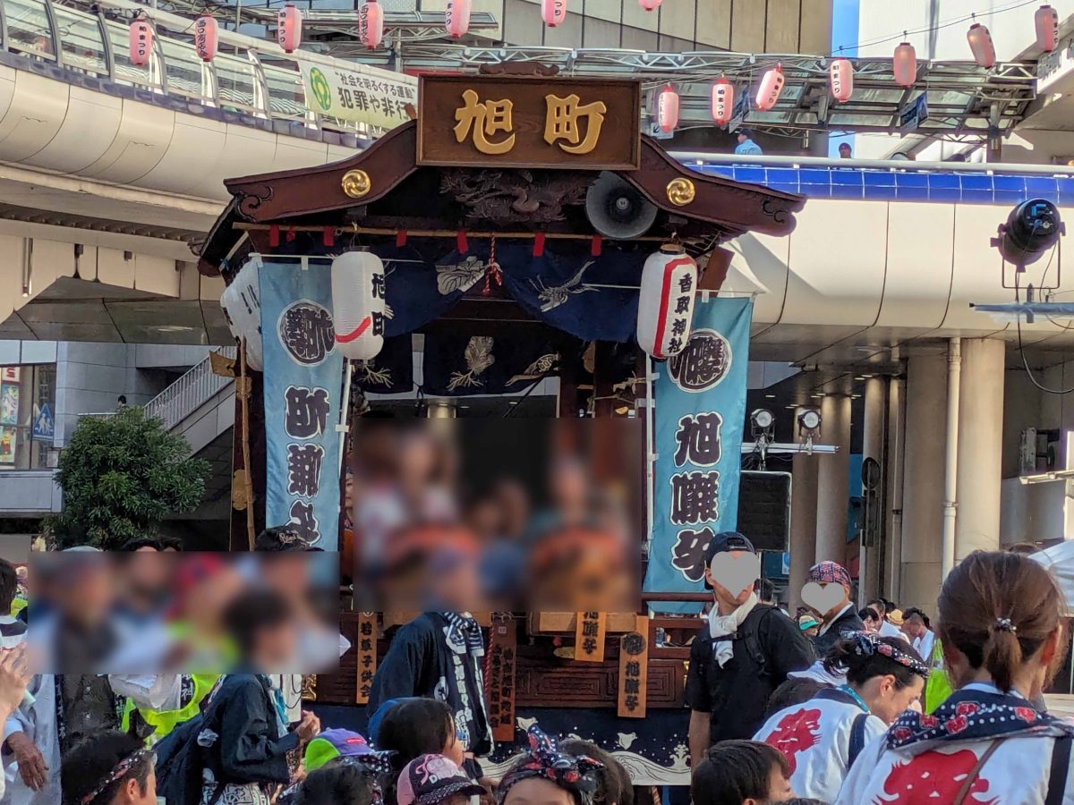 旭町の山車