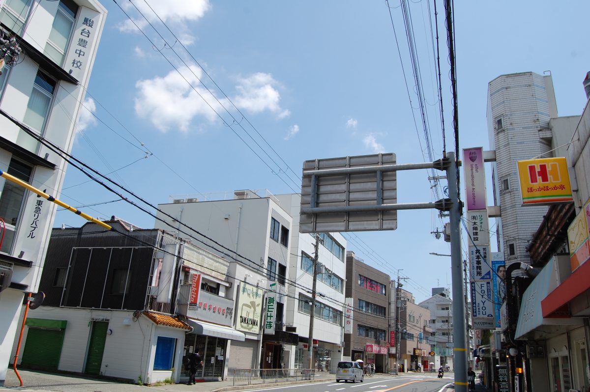 豊中駅からお店までは徒歩4分