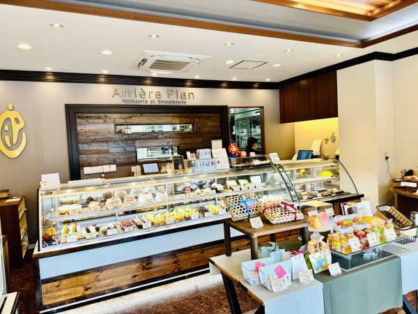 店舗内ショーケース