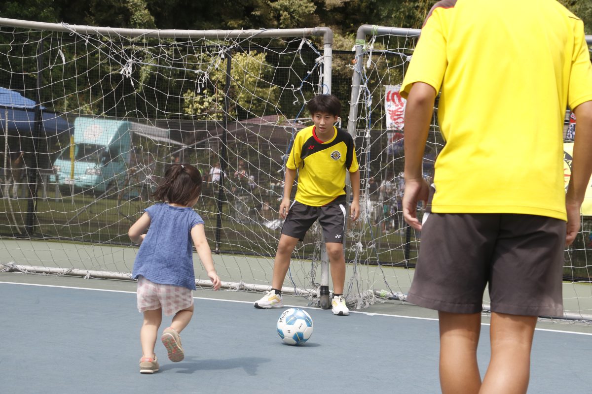 テニスはもちろん、サッカー・野球・バスケなどの定番スポーツの体験！