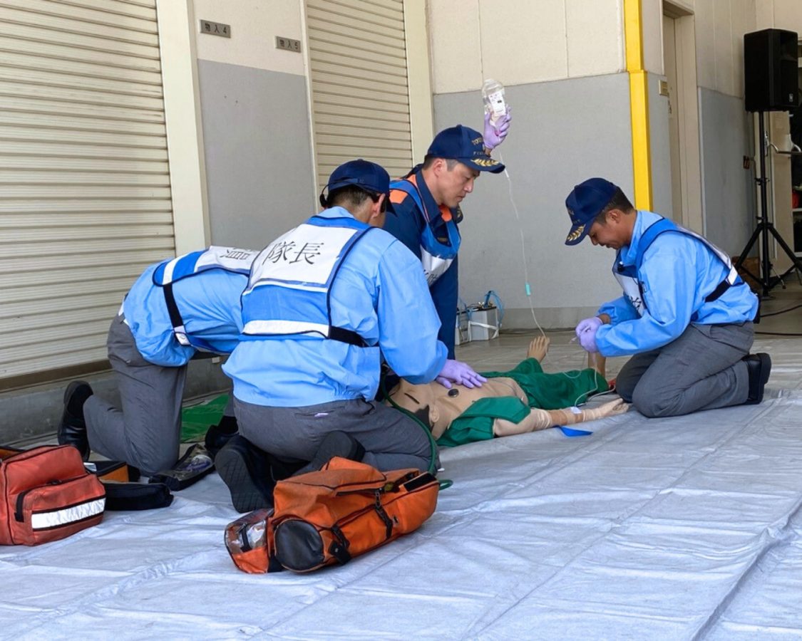救急隊と消防士さんが連携！命を守る大仕事を間近で体験。