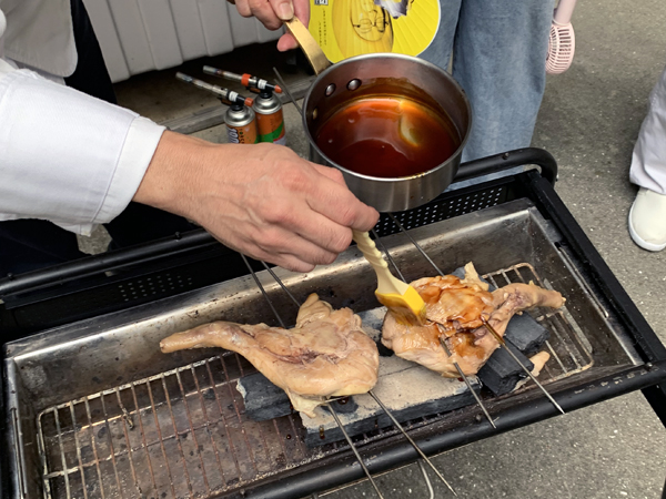 ソースもたっぷりと