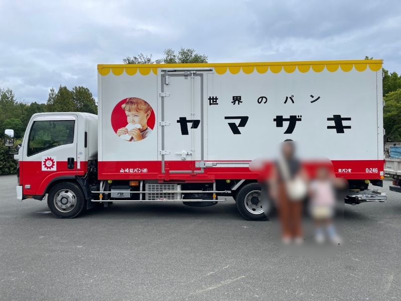 非常時に物資を届けるトラックも！（どちらも昨年の様子です）
