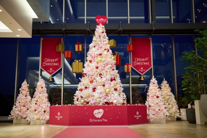【松戸】テラスモール松戸に、写真映え間違いなしの“ホワイトツリー”！子連れで楽しむクリスマス〈PR〉