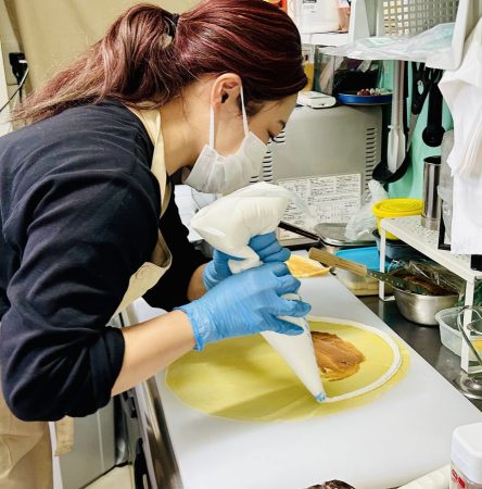 クレープづくり2