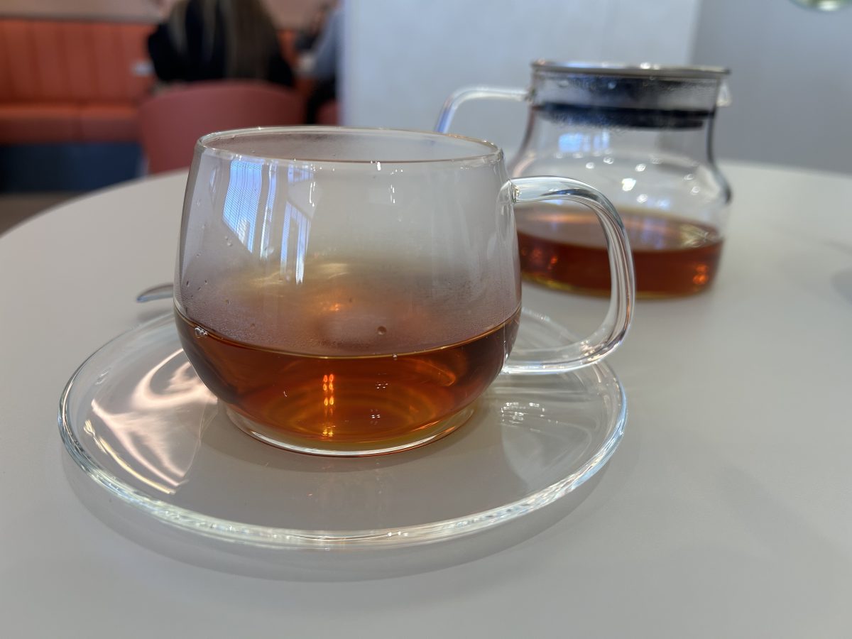 紅茶・・・普段飲んでる紅茶とは 全然違う 高貴な味するわ~