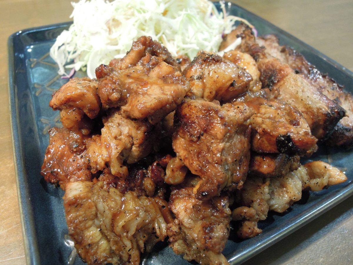 【吹田市】スペアリブが美味！「GOLD　KITCHEN（ゴールドキッチン）」で満足時間！