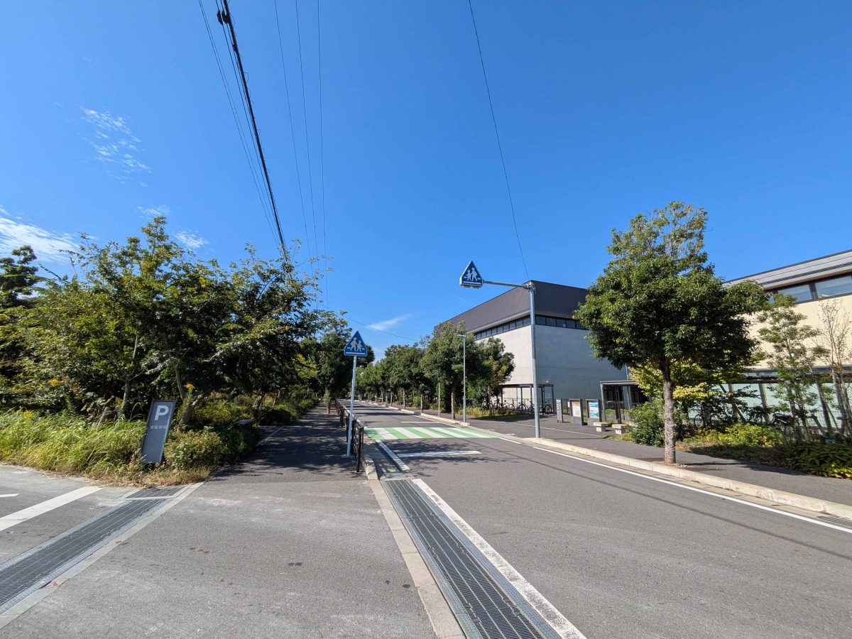 おおぐろの森小学校・中学校付近