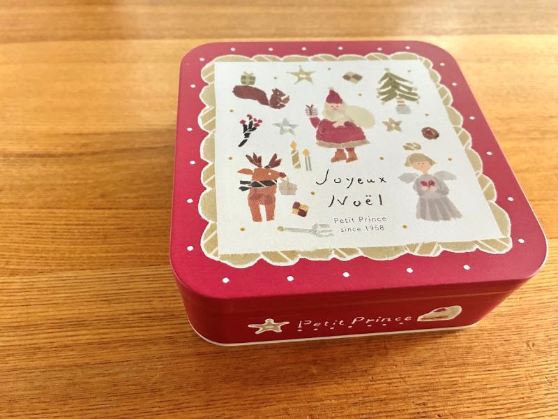 おうちの食卓でもまずはにんまり。360度どこから見ても素敵!