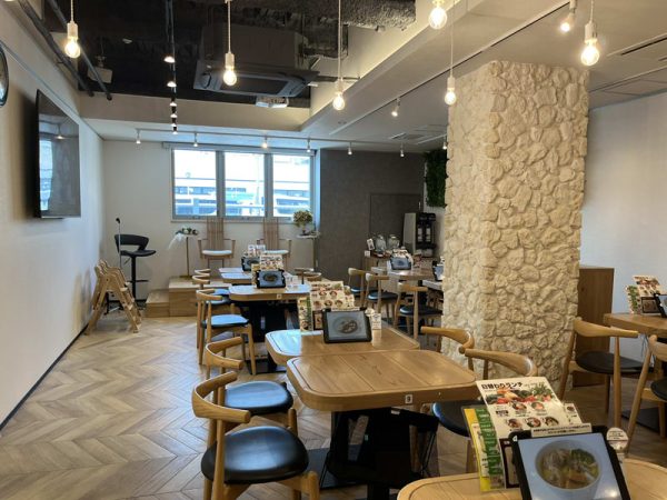 berryべるースープ深井店店内