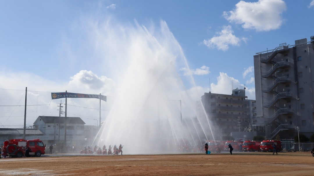 【豊中市】令和8年 消防出初式に行ってきました｜強風の中で見た、子どもと消防の力